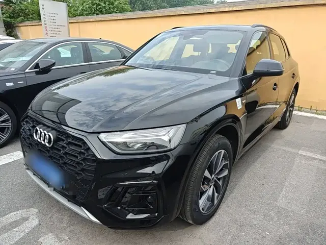 Audi Q5L 2024 Model 40 TFSI Luxury Dynamic
