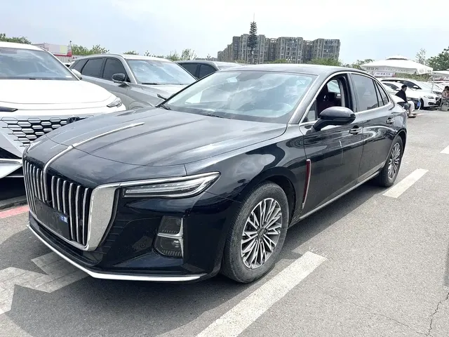 Hongqi H5 2023 1.5T HEV Smart Connect Leader Edition