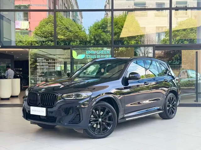BMW X3 2022 xDrive30i Leading M Night Package