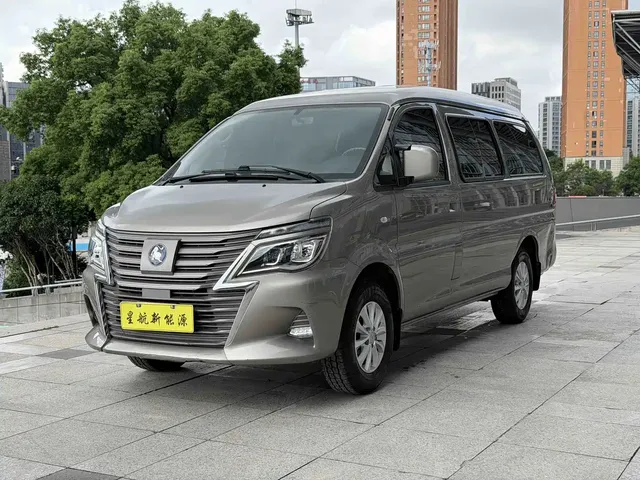 Dongfeng Fengxing Lingzhi New Energy 2022 Comfort 7-seater