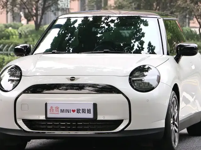 MINI Electric MINI COOPER 2024 456km COOPER E Classic