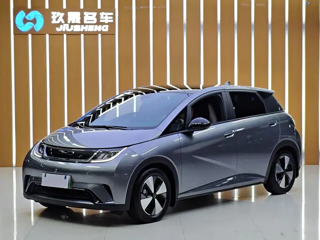 BYD Dolphin 2023 420km Fashion Edition