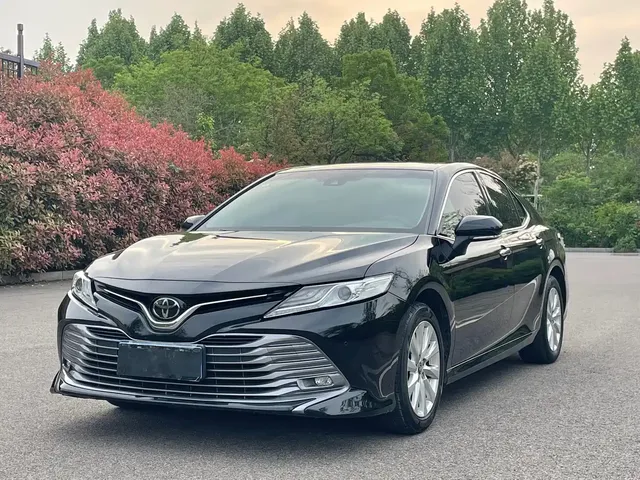 Toyota Camry 2019 Facelift 2.0G Luxury Edition