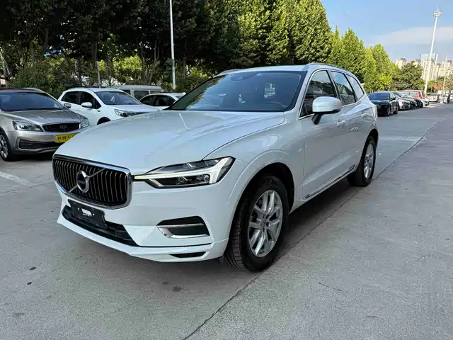 Volvo XC60 2019 T5 4WD Intelligent Ease China VI
