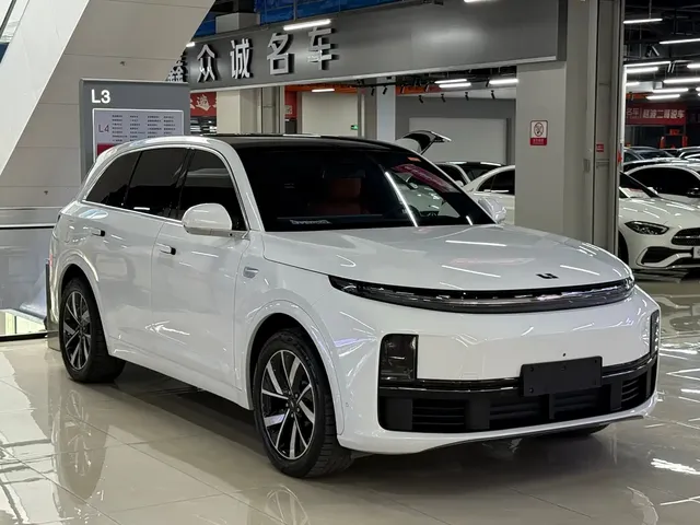 Li Auto L7 2023 Pro