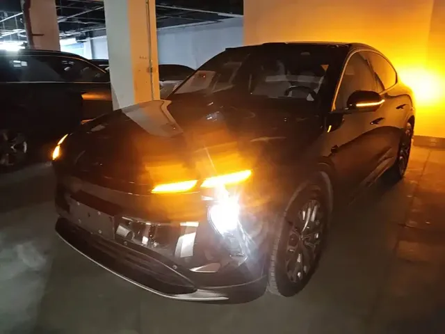 NIO EC6 2023 75kWh