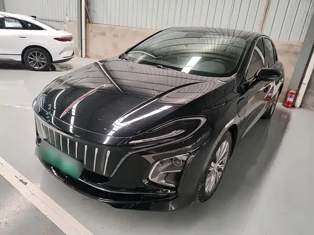 Hongqi E-QM5 2022 431km Charging Enjoyment Edition