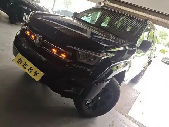 Tank 400 New Energy 2024 Hi4-T Off-Road Edition