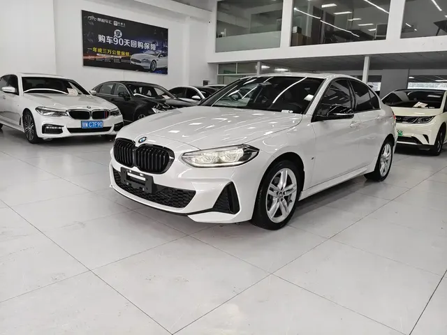 BMW 1 Series 2023 120i M Sport Shadow Edition