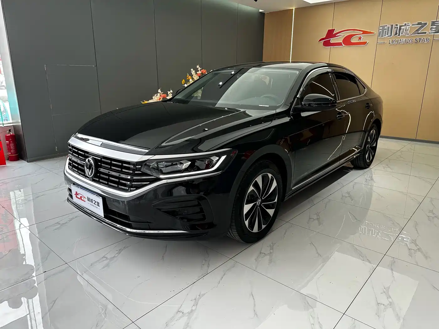 Volkswagen Passat 2023 330TSI Elite Edition