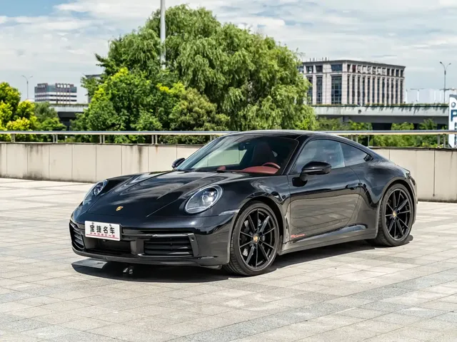 Porsche 911 2023 Carrera 3.0T