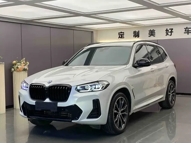 BMW X3 2023 xDrive30i Leading M Night Package