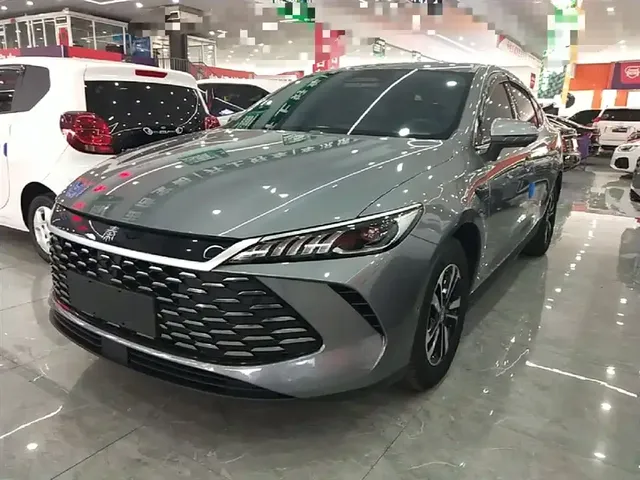 BYD Qin PLUS 2025 DM-i Smart Drive Edition 120KM Surpassing Type