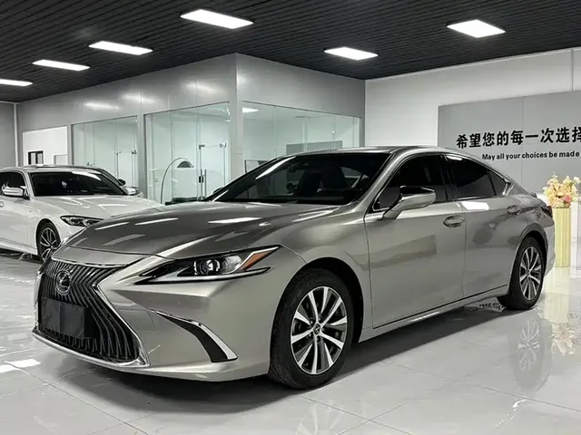 Lexus ES 2020 200 Excellence