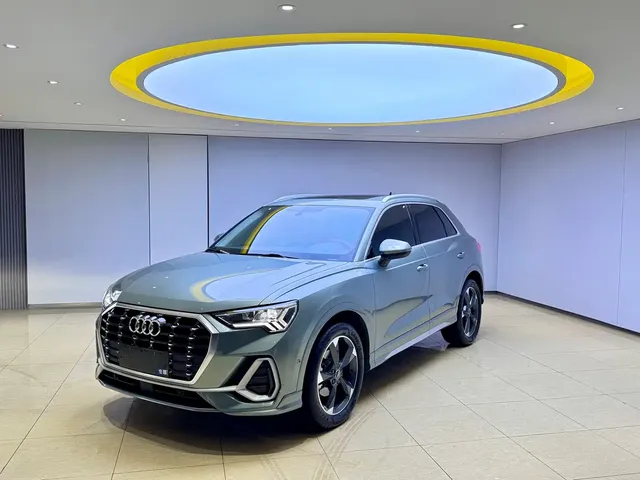 Audi Q3 2023 35 TFSI Fashion Dynamic (1.4T)
