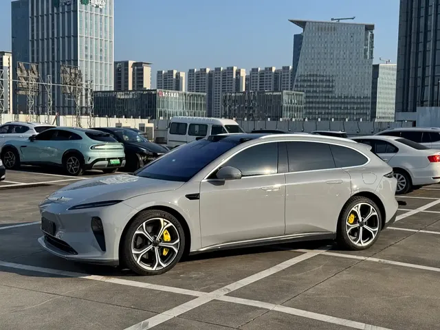NIO ET5T 2024 75kWh Touring
