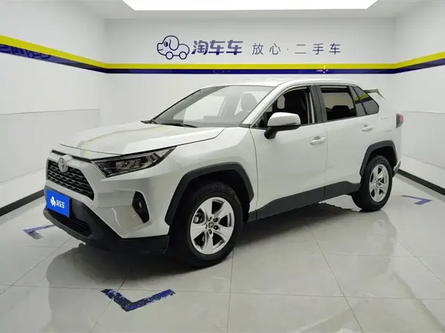 Toyota RAV4 Rongfang 2024 2.0L CVT FWD Urban Edition