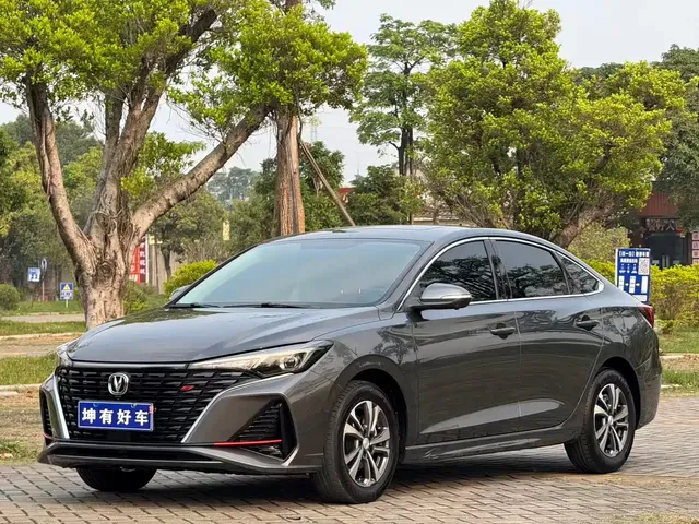Changan Eado 2023 Enjoy Edition PLUS Blue Whale NE 1.4T GDI DCT Premium Edition