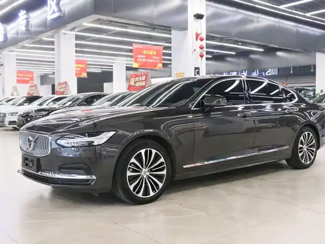 Volvo S90 2023 B5 Intelligent Comfort Luxury Edition