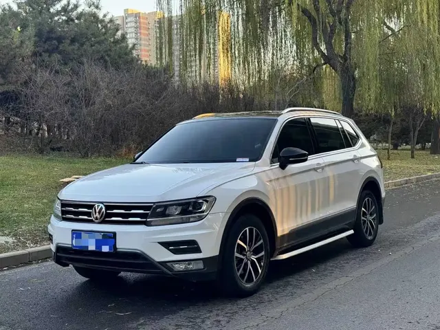 Volkswagen Tiguan L 2018 330TSI Automatic 2WD Luxury Edition