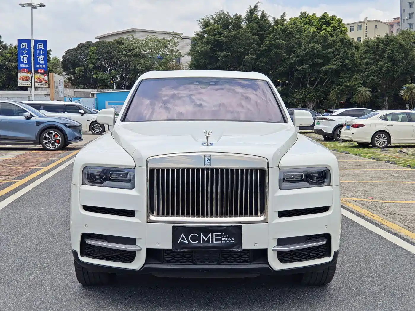 Rolls-Royce Cullinan 2018 4-Seater Version