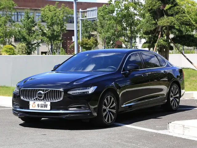 Volvo S90 2021 Model B5 Momentum Luxury Edition