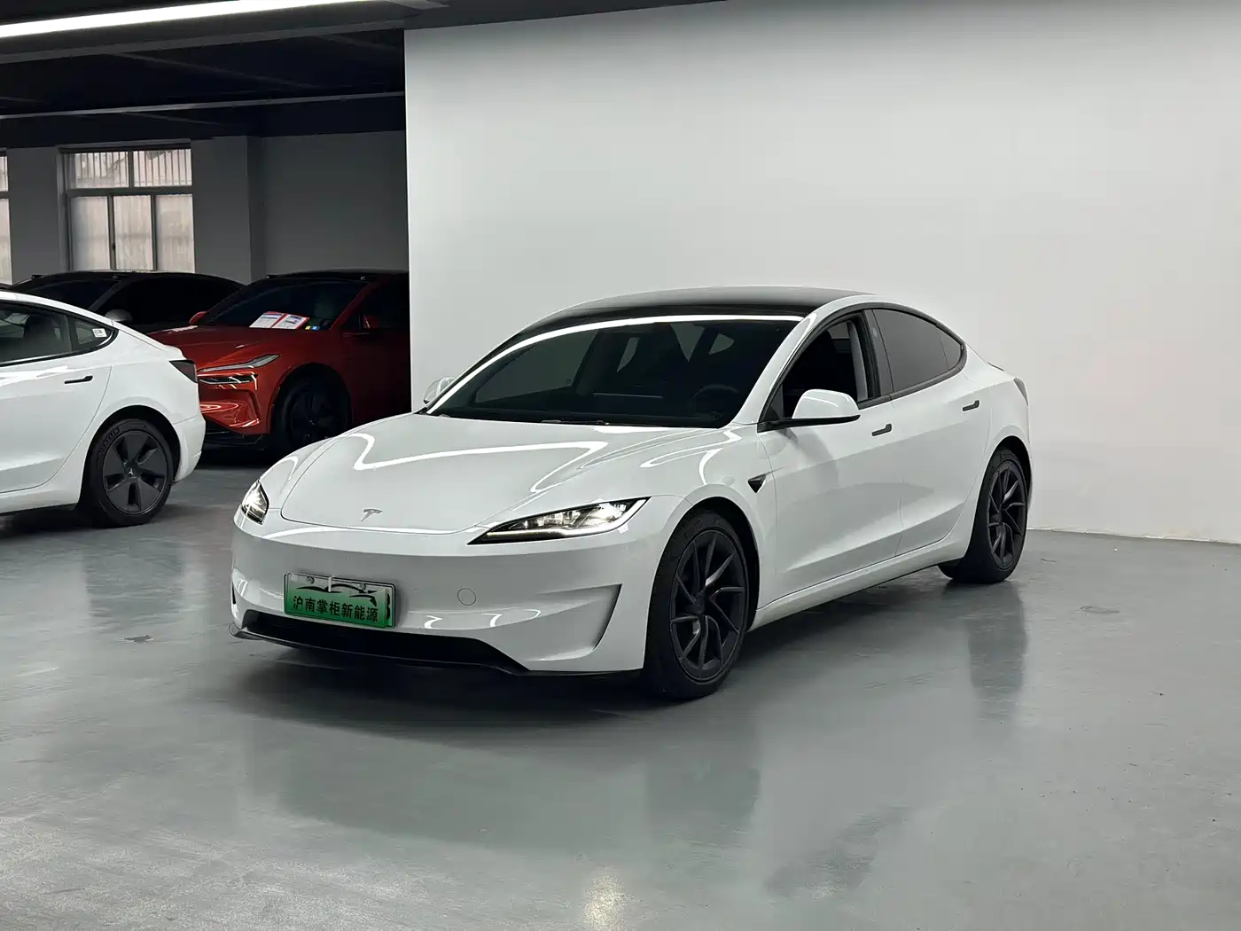 Tesla Model 3 2024 High-Performance All-Wheel Drive Edition