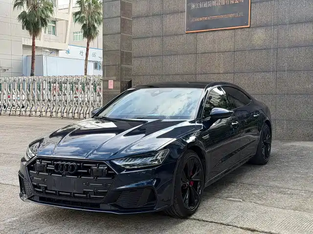 Audi A7L 2022 45 TFSI S-line Dream Builder Crystal Package
