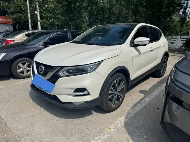 Nissan Qashqai 2021 2.0L CVT Luxury Version