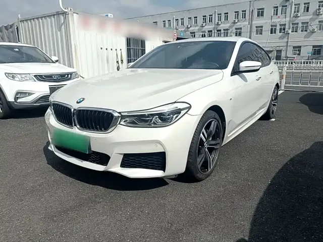 BMW 6 Series GT 2018 640i xDrive M Sport Package
