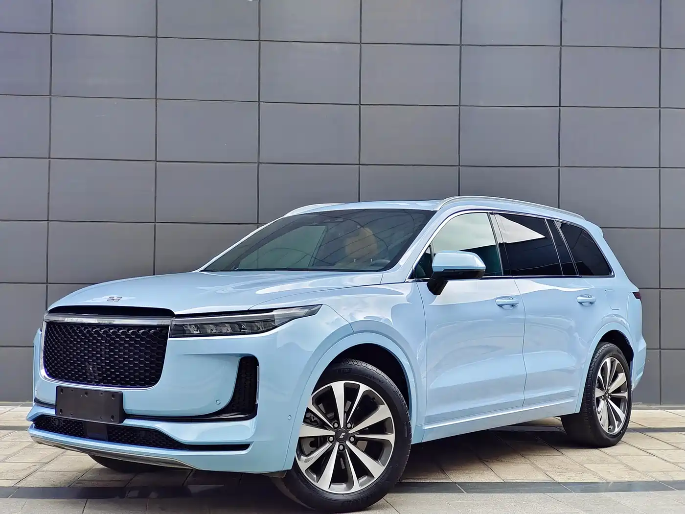 Li Auto Li ONE 2020 Extended Range 6-seater