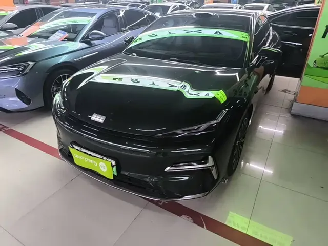 Geely Galaxy Xingyao 8 2025 130km EM-P Starship Edition