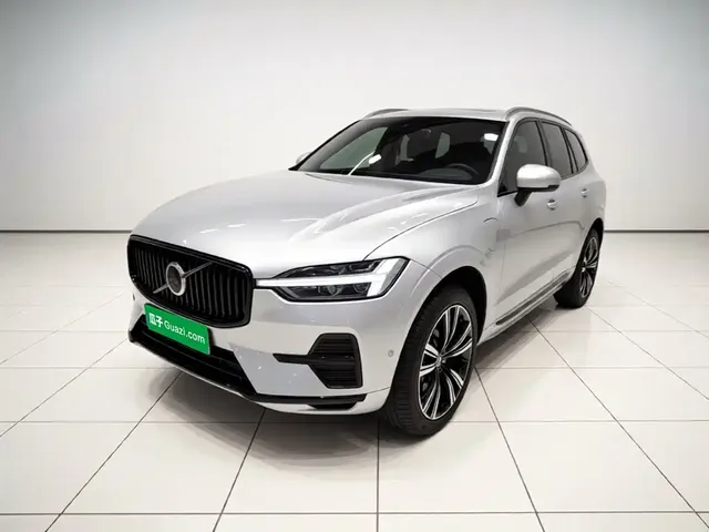 Volvo XC60 Plug-in Hybrid 2023 T8 Plug-in Hybrid Long Range AWD Smart Vision Luxury