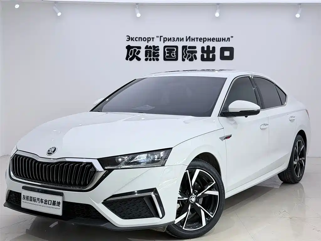 Škoda Octavia 2023 PRO TSI280 Luxury Edition