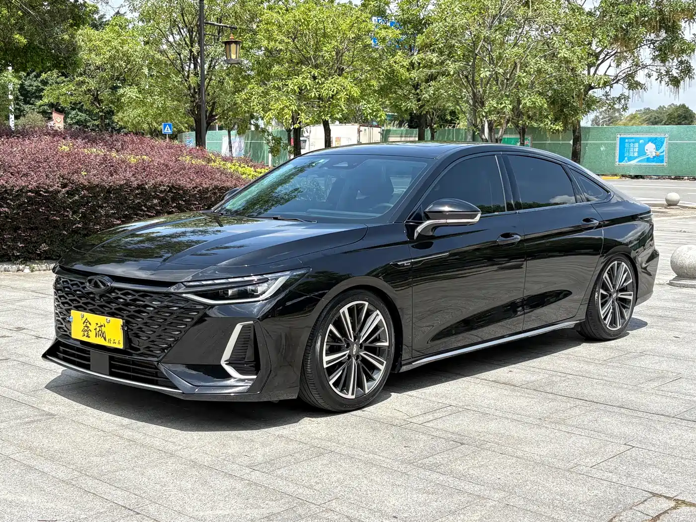 Chery Arrizo 8 2022 1.6T DCT Yi