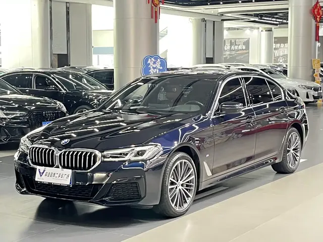 BMW 5 Series 2023 Facelift 530Li Leading M Sport Package