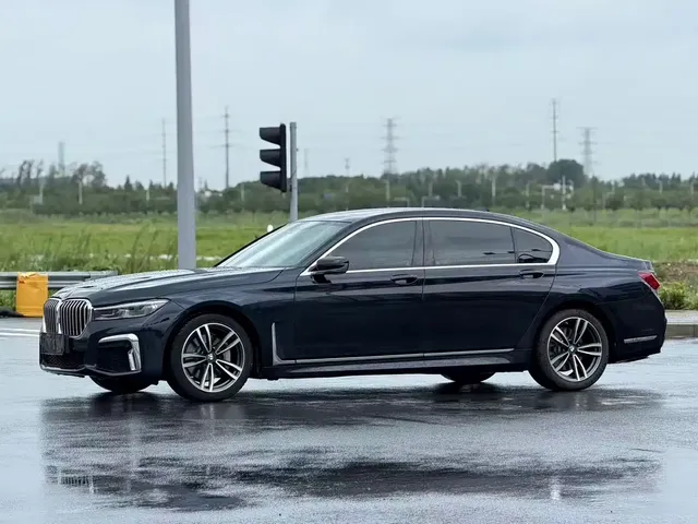 BMW 7 Series 2019 Facelift 730Li M Sport Package