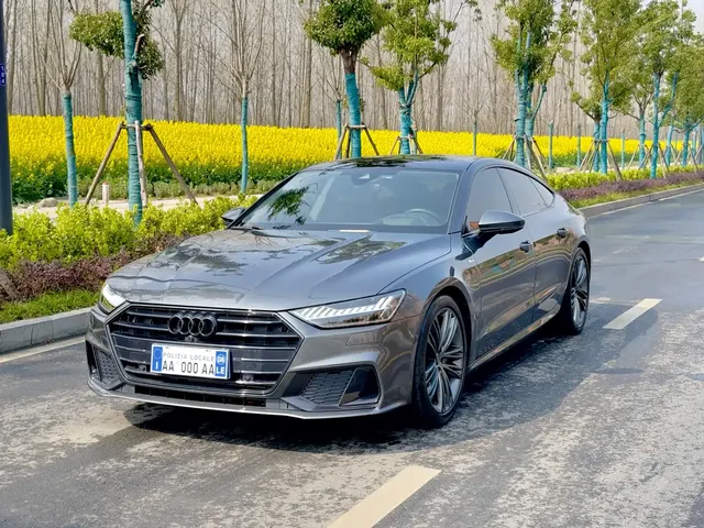 Audi A7 2023 Model 45 TFSI Premium Selection Edition