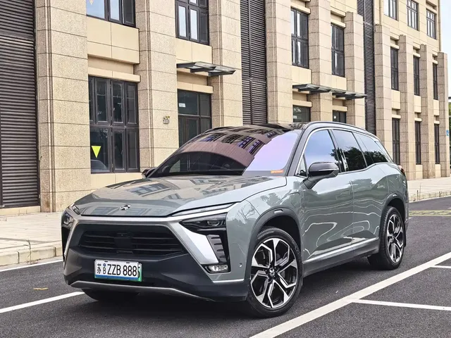 NIO ES8 2020 Model 580KM Signature Edition 6-Seater