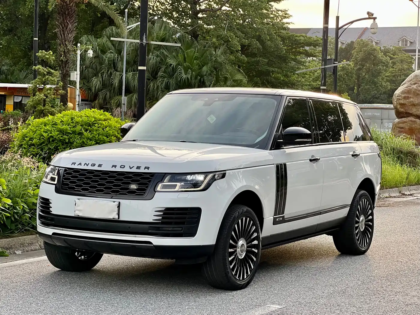 Land Rover Range Rover 2019 3.0 SC V6 Heritage Extended Edition