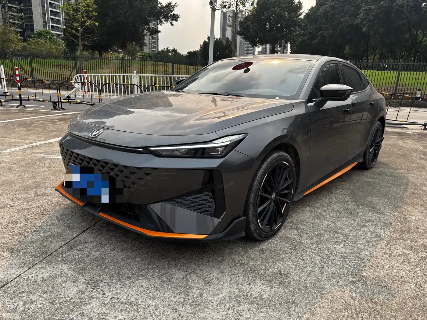 Changan UNI-V 2024 1.5T Deluxe Sport