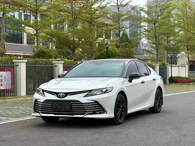 Toyota Camry 2021 2.5G Luxury Edition