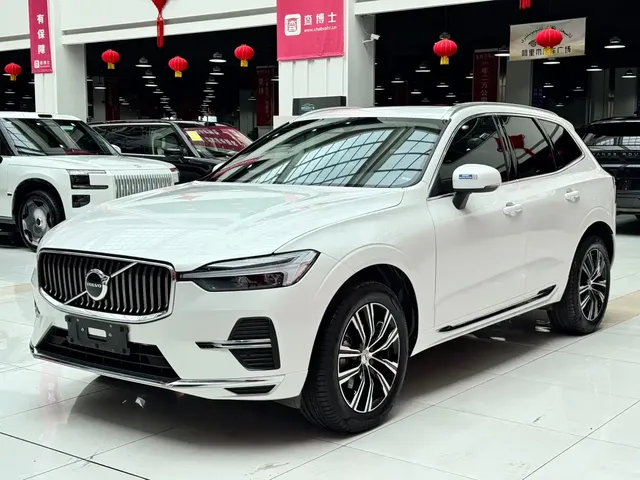Volvo XC60 2022 B5 AWD Inscription