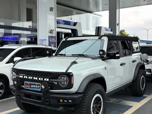 Ford Bronco 2024 2.3T Badlands