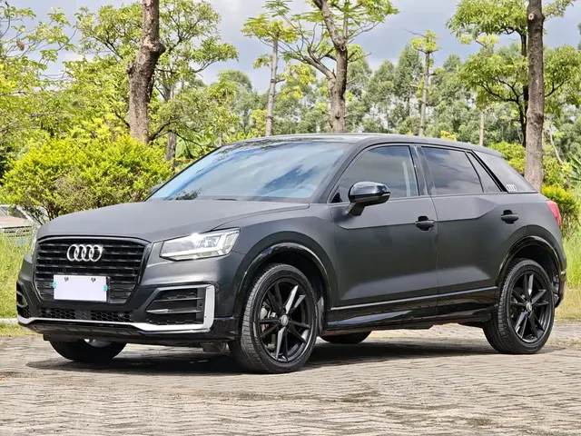 Audi Q2L 2020 35 TFSI Progressive Dynamic Model