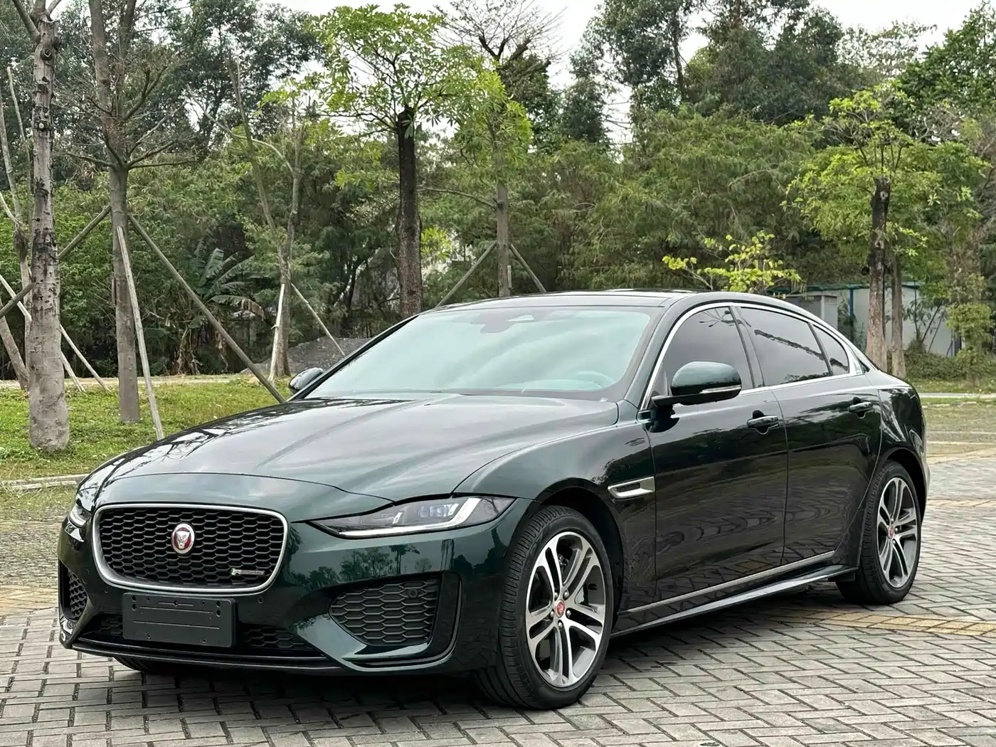 Jaguar XEL 2023 2.0T 250PS R-DYNAMIC S Progressive Sport