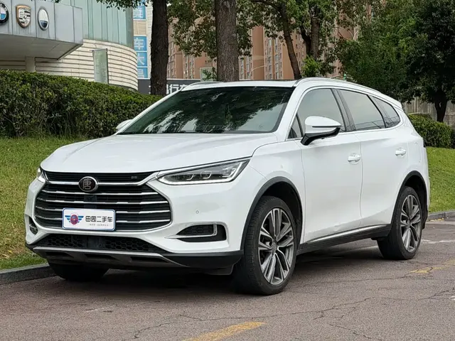 BYD Tang 2018 2.0T Automatic Smart Connection Honor Edition 7-Seater China V