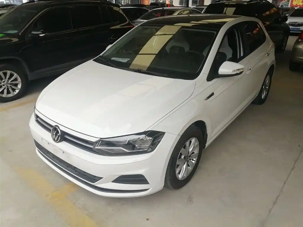 Volkswagen Polo 2021 Plus 1.5L Automatic Colorful Tech Edition