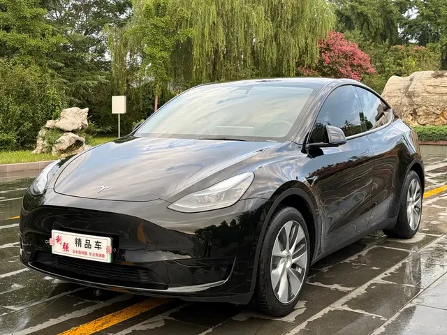 Tesla Model Y 2022 Facelift Rear-Wheel Drive Version