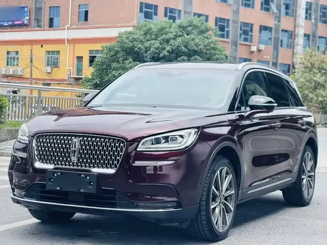 Lincoln Adventurer 2022 2.0T AWD Premium Glory Edition